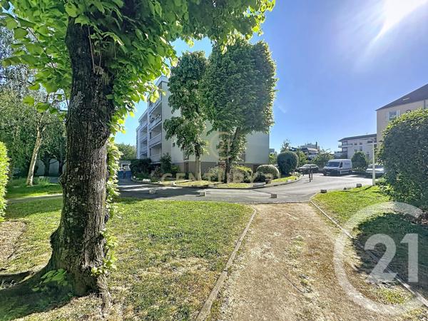 Appartement F2 à vendre  2 pièces - 43,29 m 2   NOISY LE GRAND  - 93