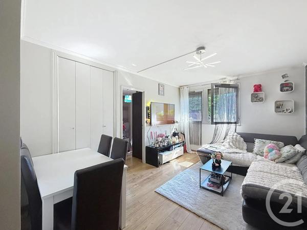 Appartement F2 à vendre  2 pièces - 43,29 m 2   NOISY LE GRAND  - 93
