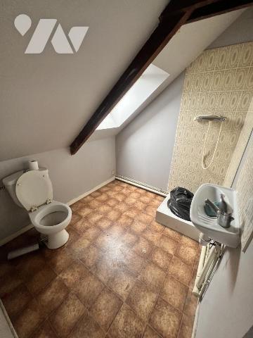 bâtiment en pierres