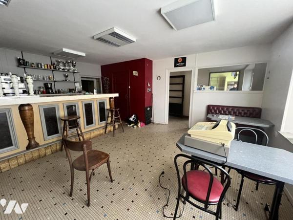 bâtiment en pierres