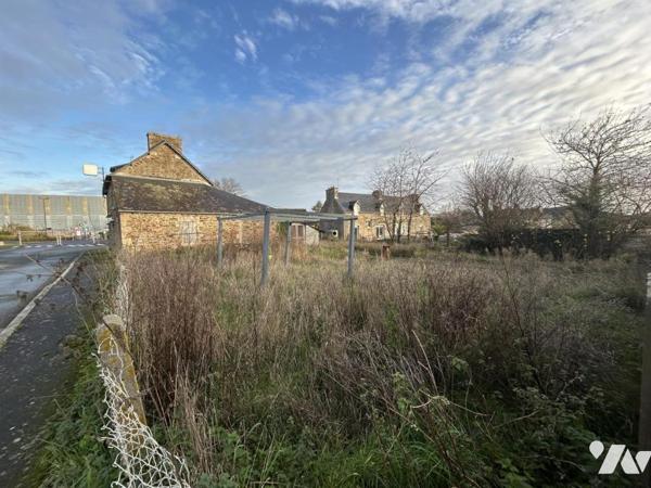 bâtiment en pierres