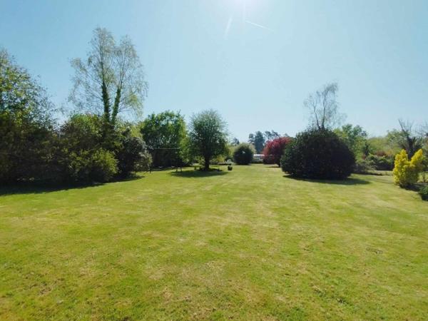 Maison à PLOERMEL, 56800 - 8 pièces 200m²