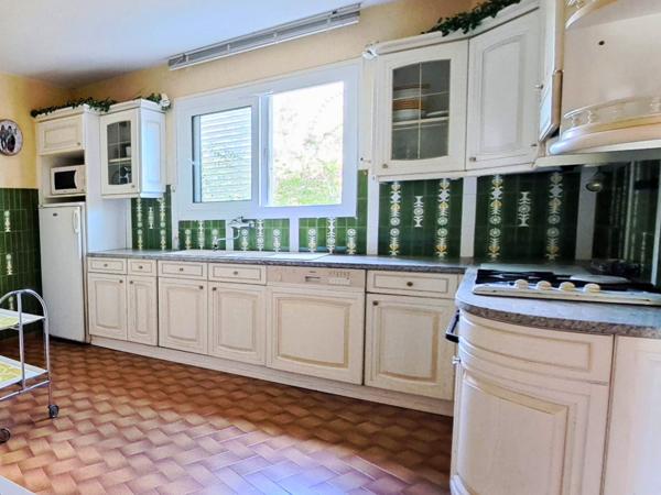 Maison 9 pièces - 180 m²