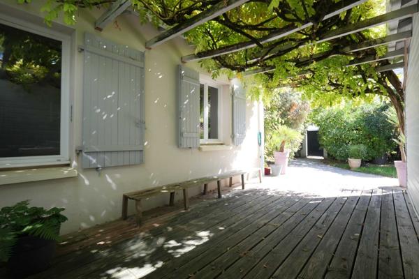 Royan, Pontaillac, Sous la glycine, une maison de plain-pied !