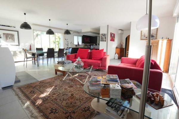 Royan, Pontaillac, Sous la glycine, une maison de plain-pied !