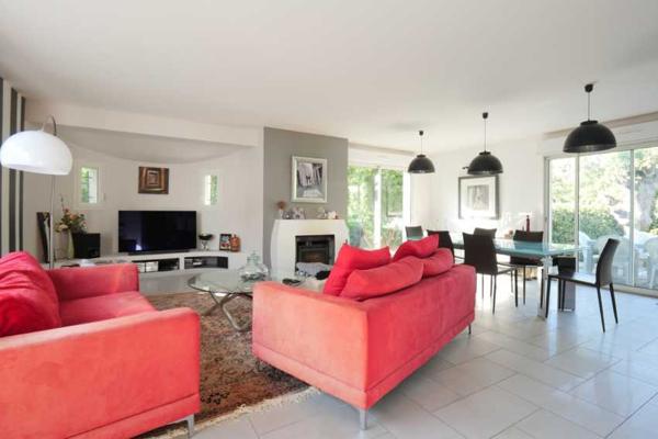 Royan, Pontaillac, Sous la glycine, une maison de plain-pied !