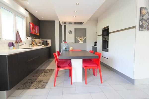 Royan, Pontaillac, Sous la glycine, une maison de plain-pied !