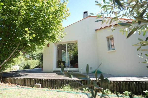 Royan, Pontaillac, Sous la glycine, une maison de plain-pied !