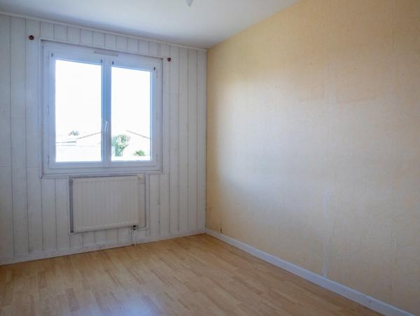 Maison Les Sables d'Olonne Les Chirons 130 m² 4 chambres jardin garage proche YLIUM