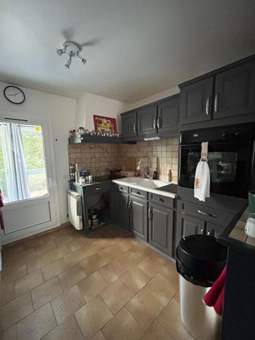 14100  Charmante  maison 3 pièces  avec extérieur 126 000 Euros