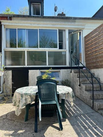 14100  Charmante  maison 3 pièces  avec extérieur 126 000 Euros