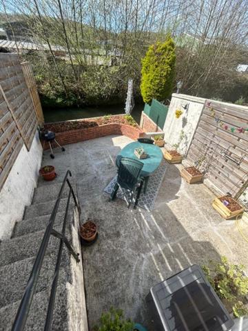 14100  Charmante  maison 3 pièces  avec extérieur 126 000 Euros