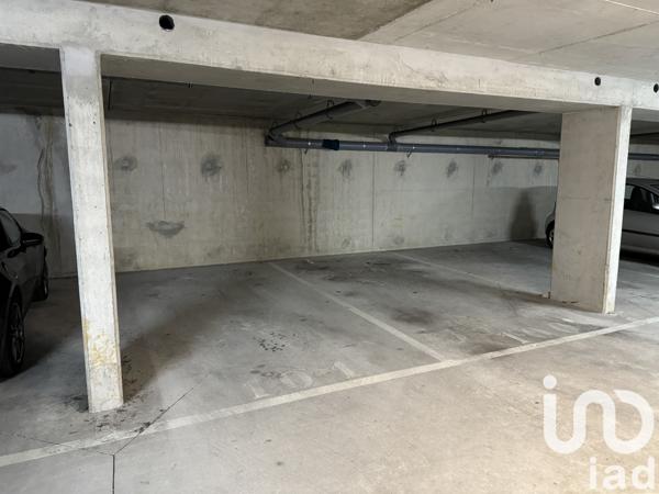 Parking à vendre 10 m² Fleury-Mérogis