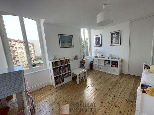 Très bel appartement T6 proche des Carmes