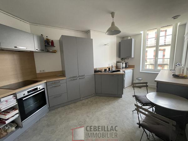 Très bel appartement T6 proche des Carmes