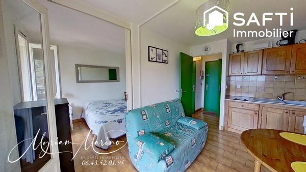 SAINT-AYGULF – 2 PIÈCES DERNIER ÉTAGE AVEC VUE MER