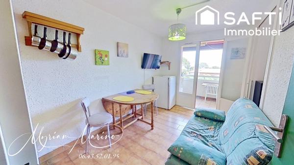 SAINT-AYGULF – 2 PIÈCES DERNIER ÉTAGE AVEC VUE MER