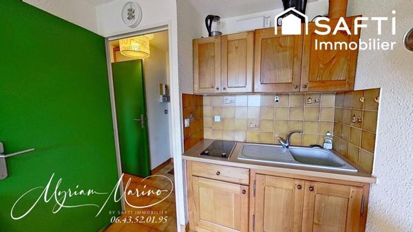 SAINT-AYGULF – 2 PIÈCES DERNIER ÉTAGE AVEC VUE MER