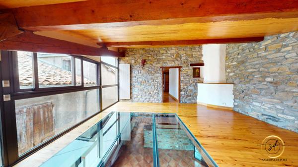 Ensemble immobilier à fort potentiel - 3 habitations + dépendance sur terrain arboré