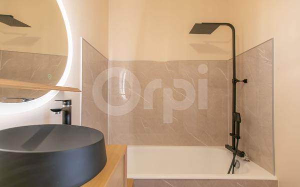 Appartement à vendre    3 pièces • 68,50 m2 Chennevières-sur-Marne