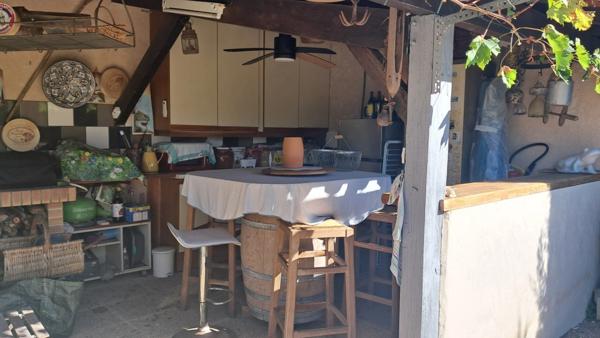 Maison en pierres à vendre 4 pièces GRAMAT (46) sur 9.395m² de terrain