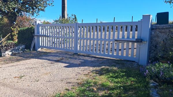 Maison en pierres à vendre 4 pièces GRAMAT (46) sur 9.395m² de terrain