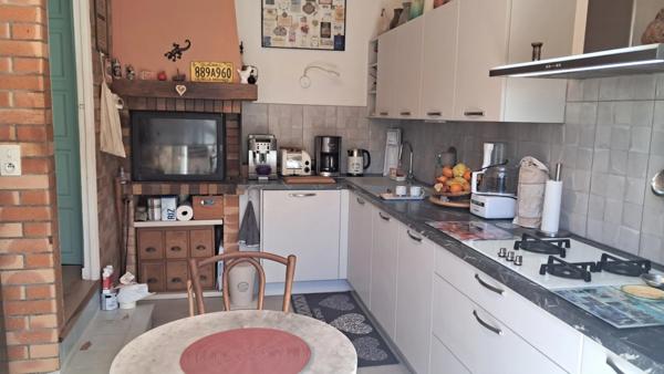 Maison en pierres à vendre 4 pièces GRAMAT (46) sur 9.395m² de terrain