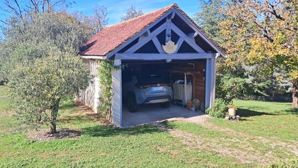 Maison en pierres à vendre 4 pièces GRAMAT (46) sur 9.395m² de terrain
