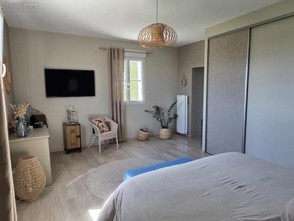 Maison à vendre à Château-Gontier-sur-Mayenne en Mayenne (53200), ref : 53073-1720