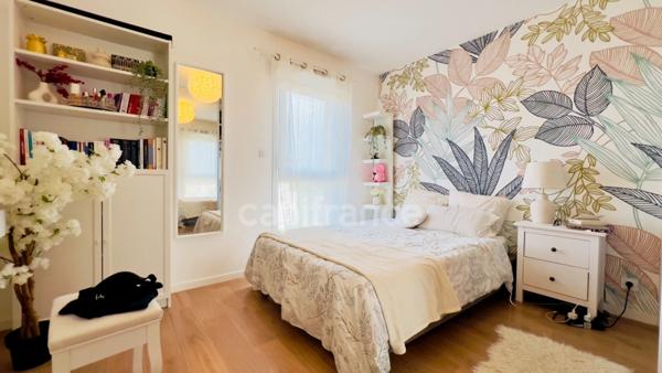 BREST (29) – Quartier Mésioual : superbe appartement T2 de 46,54 m² habitable, situé au dernier étage, avec terrasse ensoleillée, parking souterrain et cave.