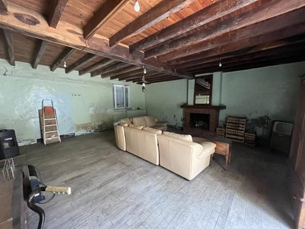Maison à vendre 46 000 € Saint-Yrieix-les-Bois 7 p 160 m² DPE G