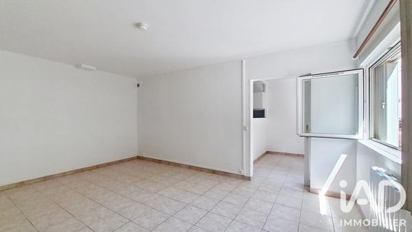 Location studio 33 m² Yerres