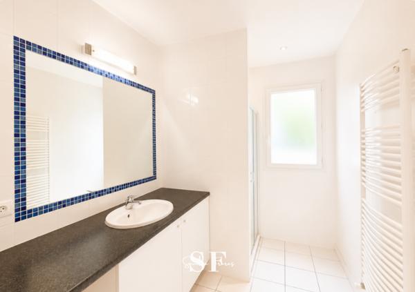 Maison 7 pièce(s) 5 chambre(s) 190 m²
