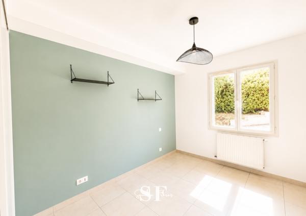 Maison 7 pièce(s) 5 chambre(s) 190 m²