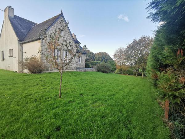 Magnifique propriété de 1983 sur un terrain de 13000m²