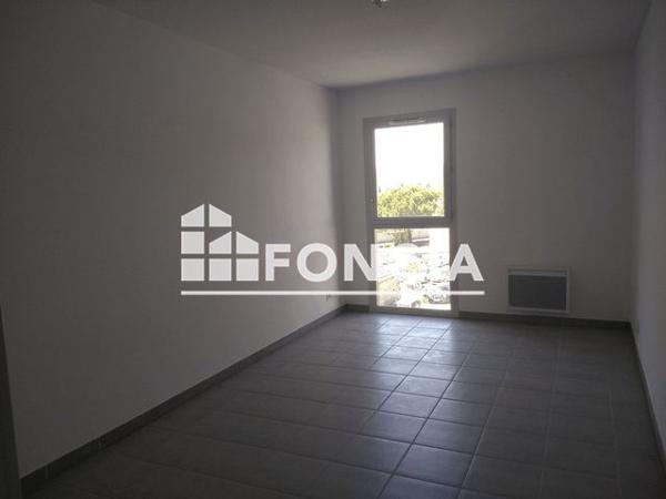 Location Appartement 3 pièces 64.53 m² - AVENUE GABRIEL BARBAROUX Le Luc 83340