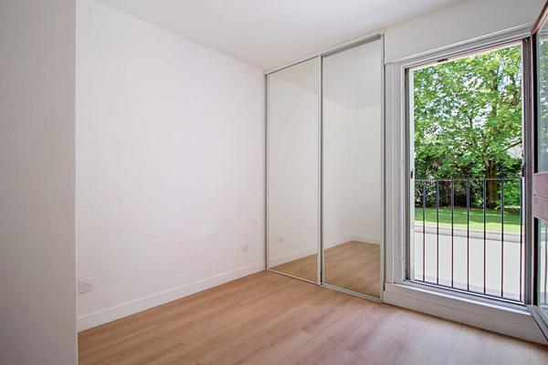 APPARTEMENT RUEIL-MALMAISON PLAINE GARE 4 PIECES 3 CHAMBRES, BOX DOUBLE, BALCON, RENOVÉ, CAVE, TRAVAUX DE RENOVATION ENERGETIQUE VOTES ET PAYES