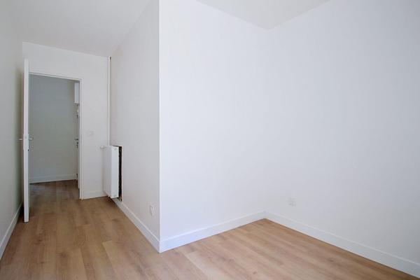 APPARTEMENT RUEIL-MALMAISON PLAINE GARE 4 PIECES 3 CHAMBRES, BOX DOUBLE, BALCON, RENOVÉ, CAVE, TRAVAUX DE RENOVATION ENERGETIQUE VOTES ET PAYES