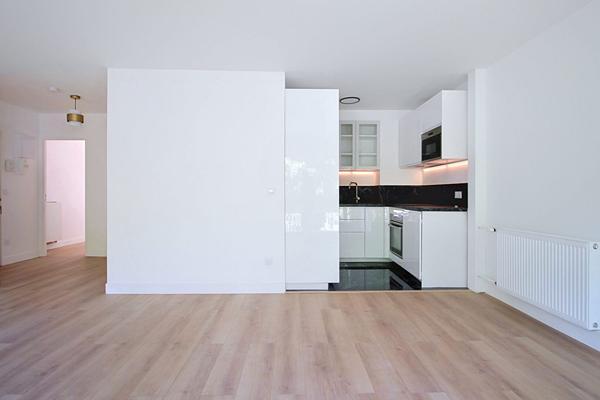 APPARTEMENT RUEIL-MALMAISON PLAINE GARE 4 PIECES 3 CHAMBRES, BOX DOUBLE, BALCON, RENOVÉ, CAVE, TRAVAUX DE RENOVATION ENERGETIQUE VOTES ET PAYES