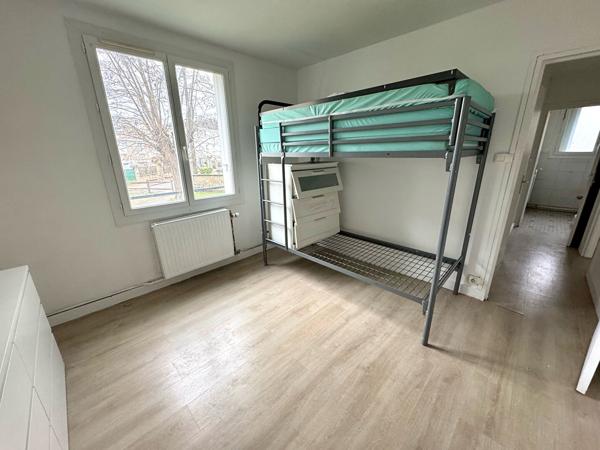 Appartement 3 pièces vendu-loué 700 euros HC à Etampes, à 500m du RER C