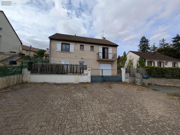 Location - Maison Bessé-sur-Braye 72310 5 pièces 89 m 2 577 m 2