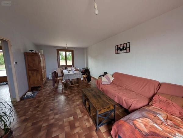 Location - Maison Bessé-sur-Braye 72310 5 pièces 89 m 2 577 m 2