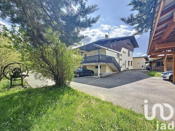 Appartement 4 pièces de 86 m² à Saint-Pierre-en-Faucigny (74800)