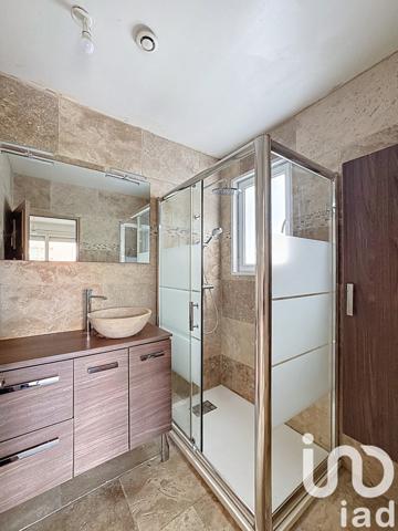 Appartement 4 pièces de 86 m² à Saint-Pierre-en-Faucigny (74800)