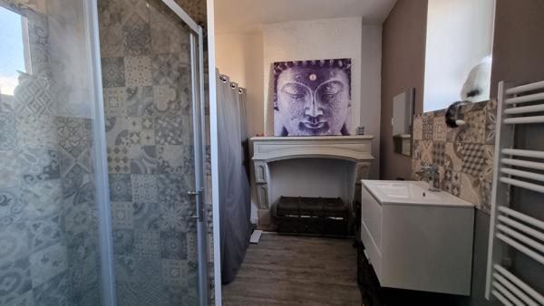 Maison de ville rénovée avec goût – 200 m² au cœur de la cité