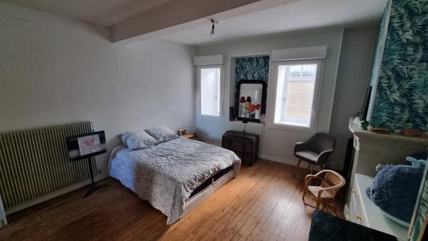 Maison de ville rénovée avec goût – 200 m² au cœur de la cité