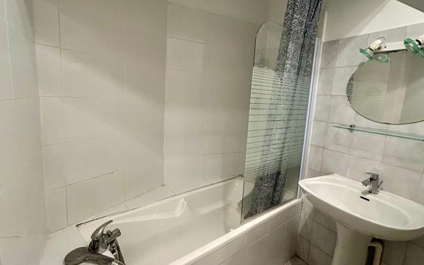 Appartement à louer    2 pièces • 42,25 m2 Reims