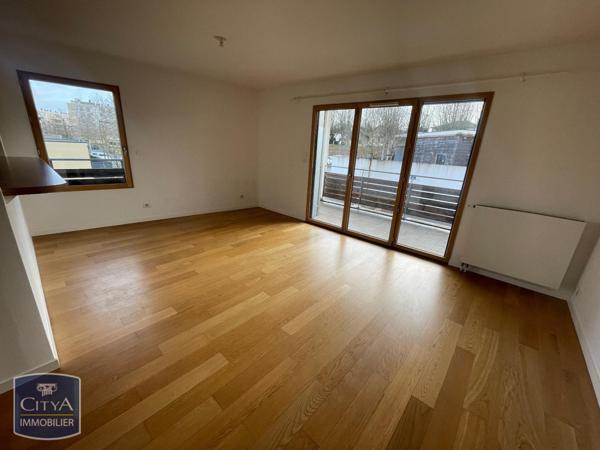 Appartement à louer 4 pièces 103.1m²