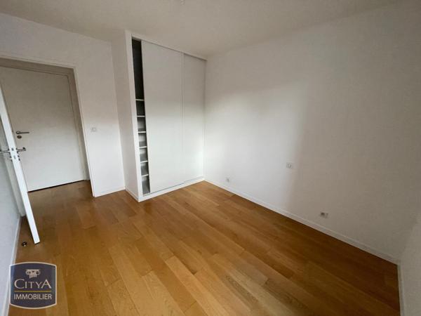 Appartement à louer 4 pièces 103.1m²