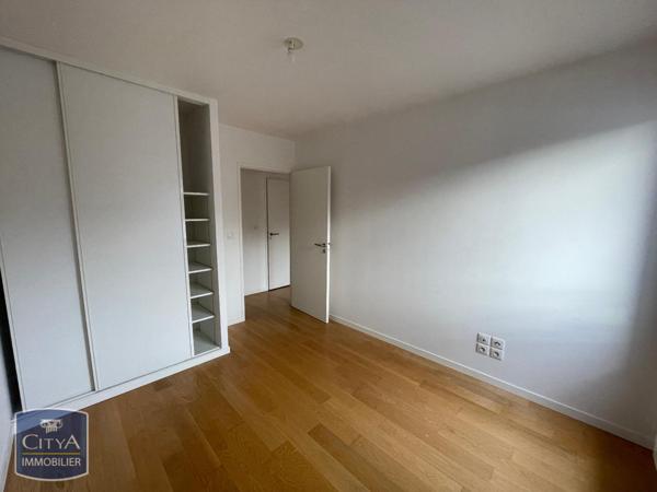 Appartement à louer 4 pièces 103.1m²